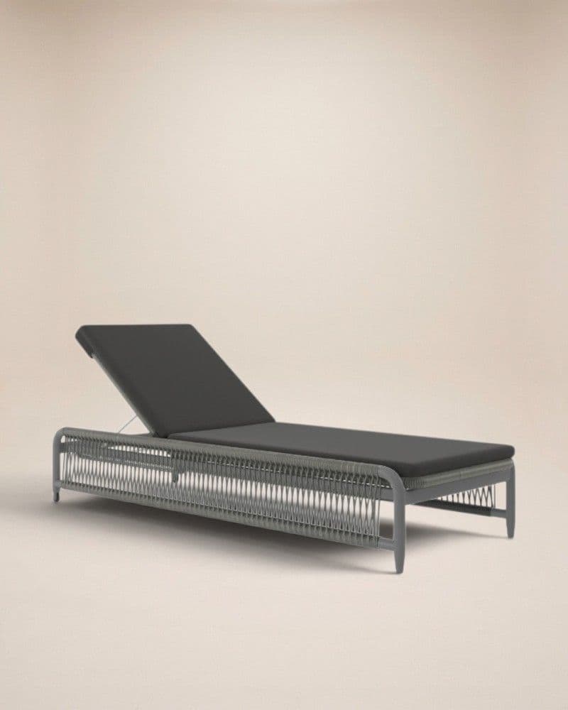 SUN LOUNGER