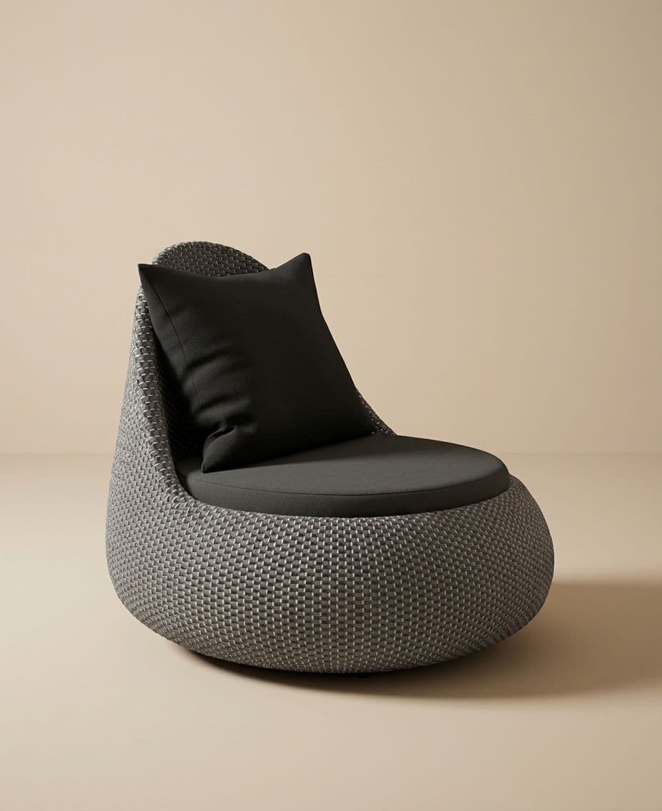 LOUNGE CHAIR
