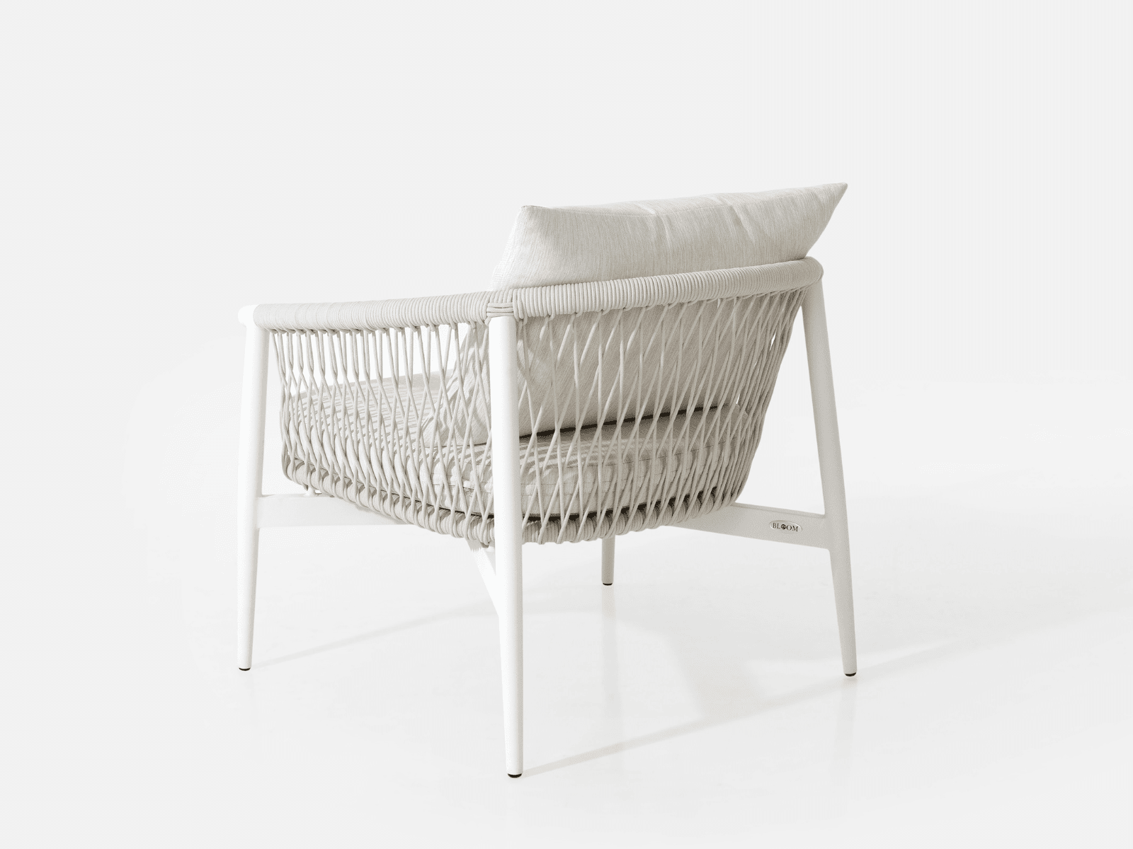 LOUNGE CHAIR – detail view