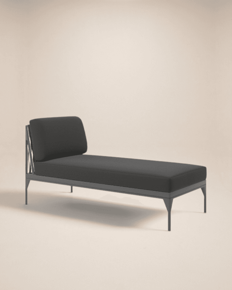 CHAISE LOUNGE