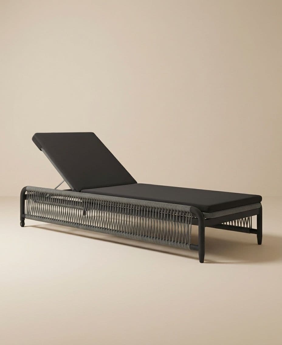 SUN LOUNGER