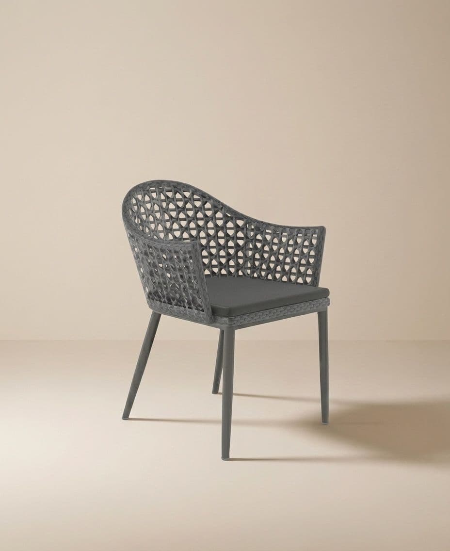 ARM CHAIR