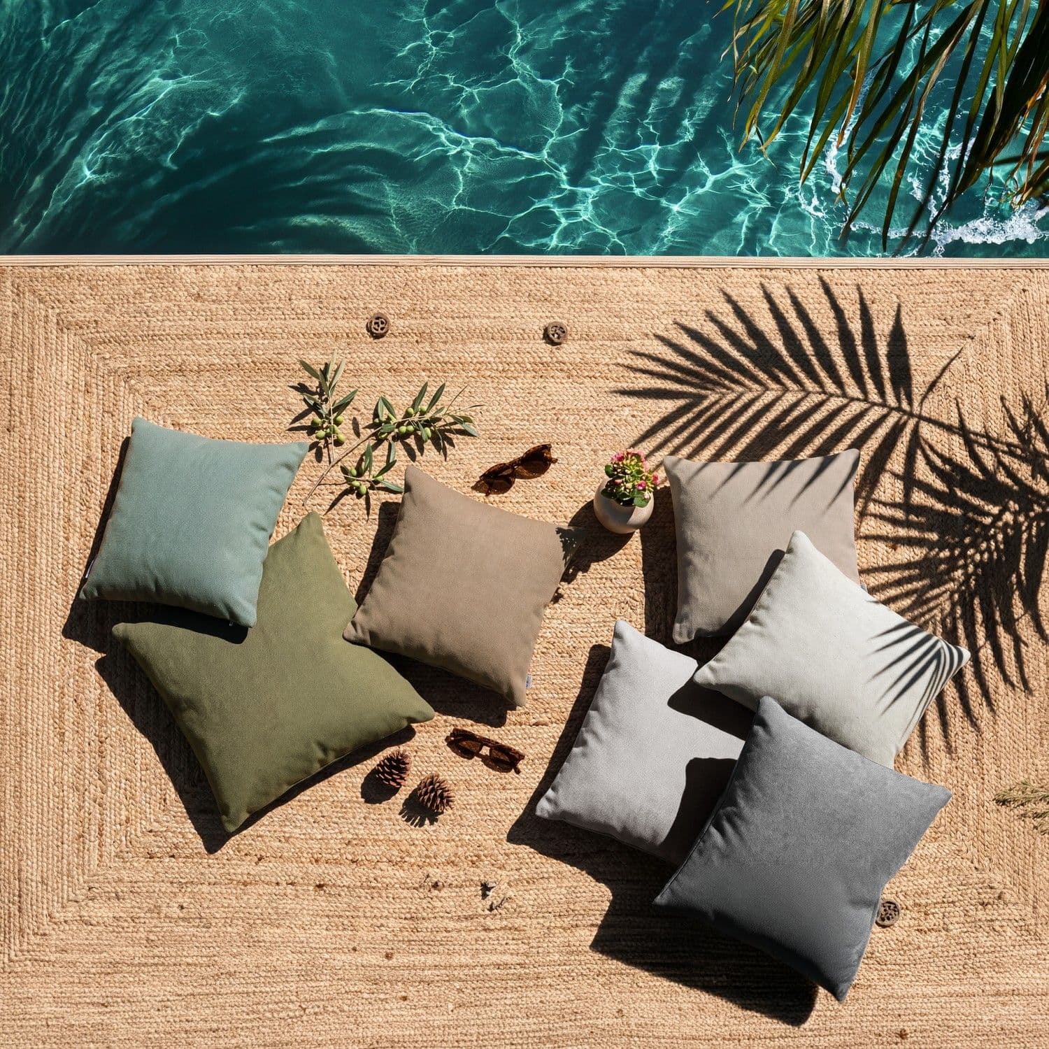 SCATTER PILLOWS