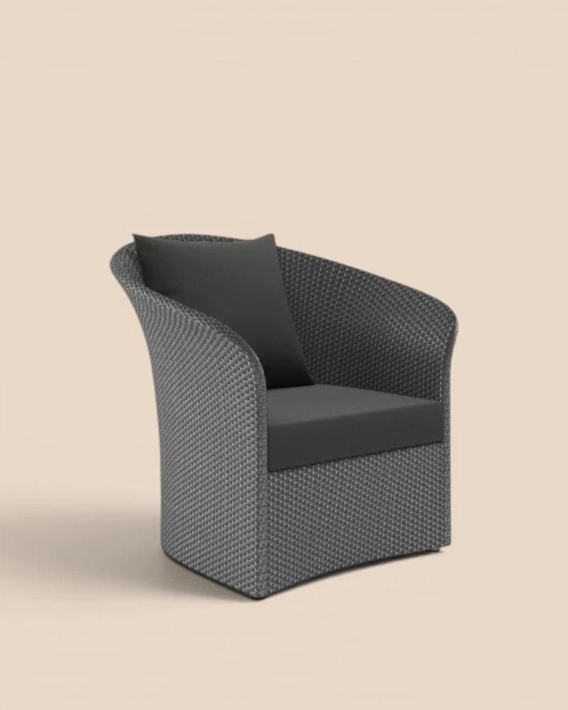 LOUNGE CHAIR