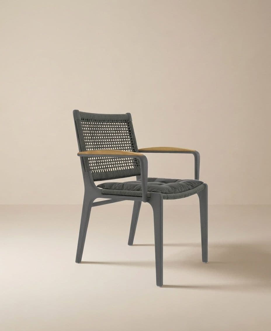 ARM CHAIR