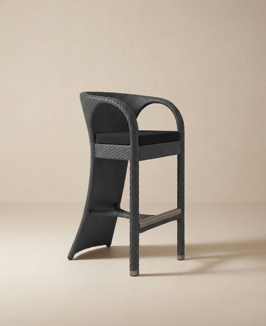 BAR CHAIR WITH ARMREST