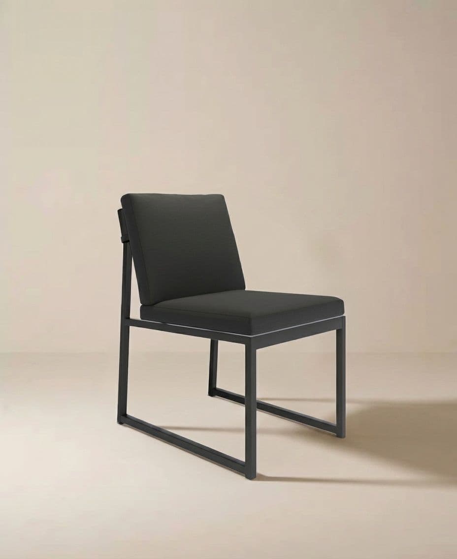 SIDE CHAIR