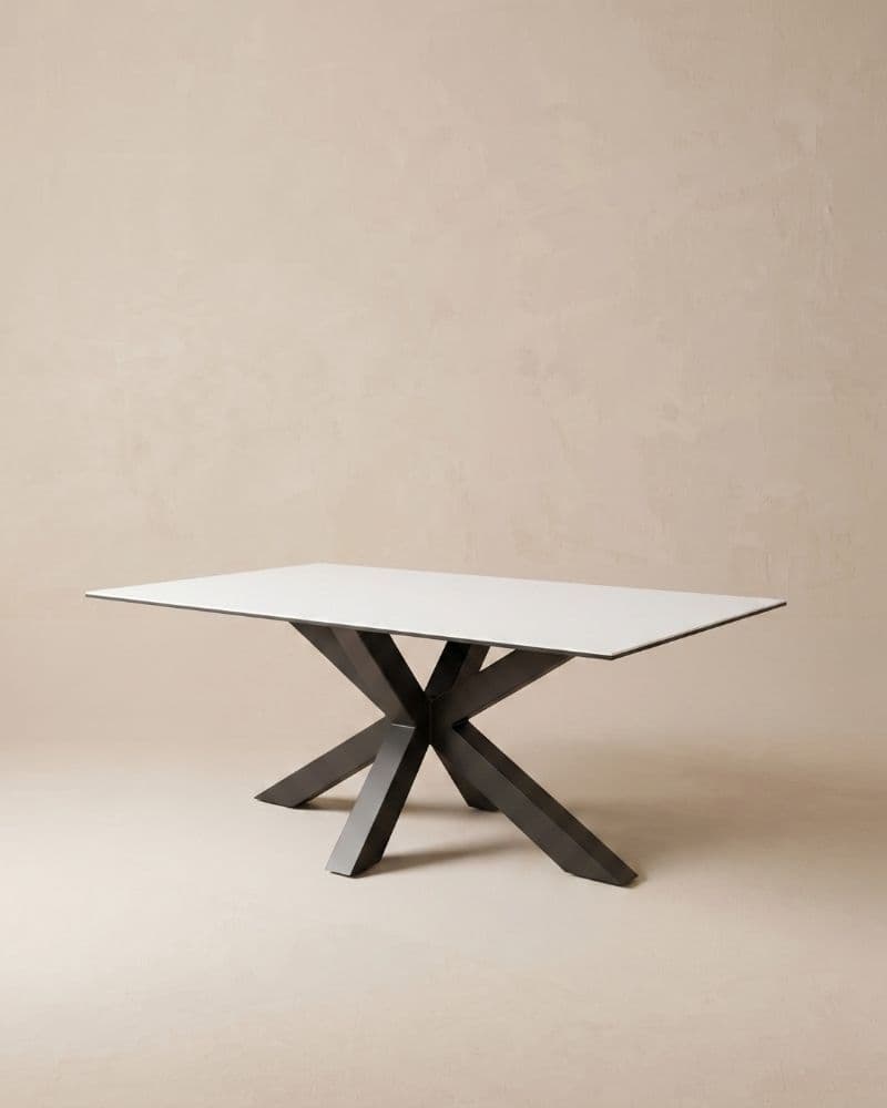LOW DINING TABLE 170X100CM H65
