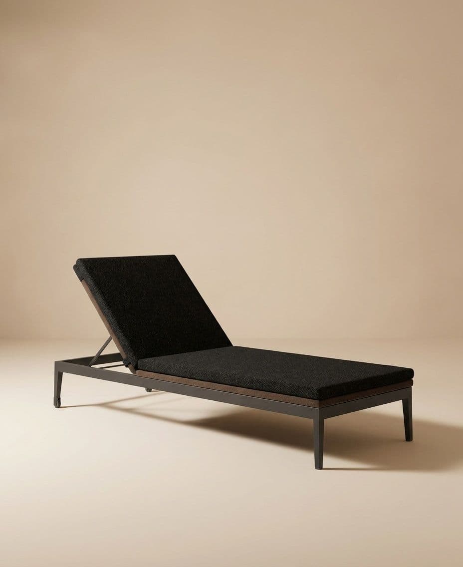 SUN LOUNGER