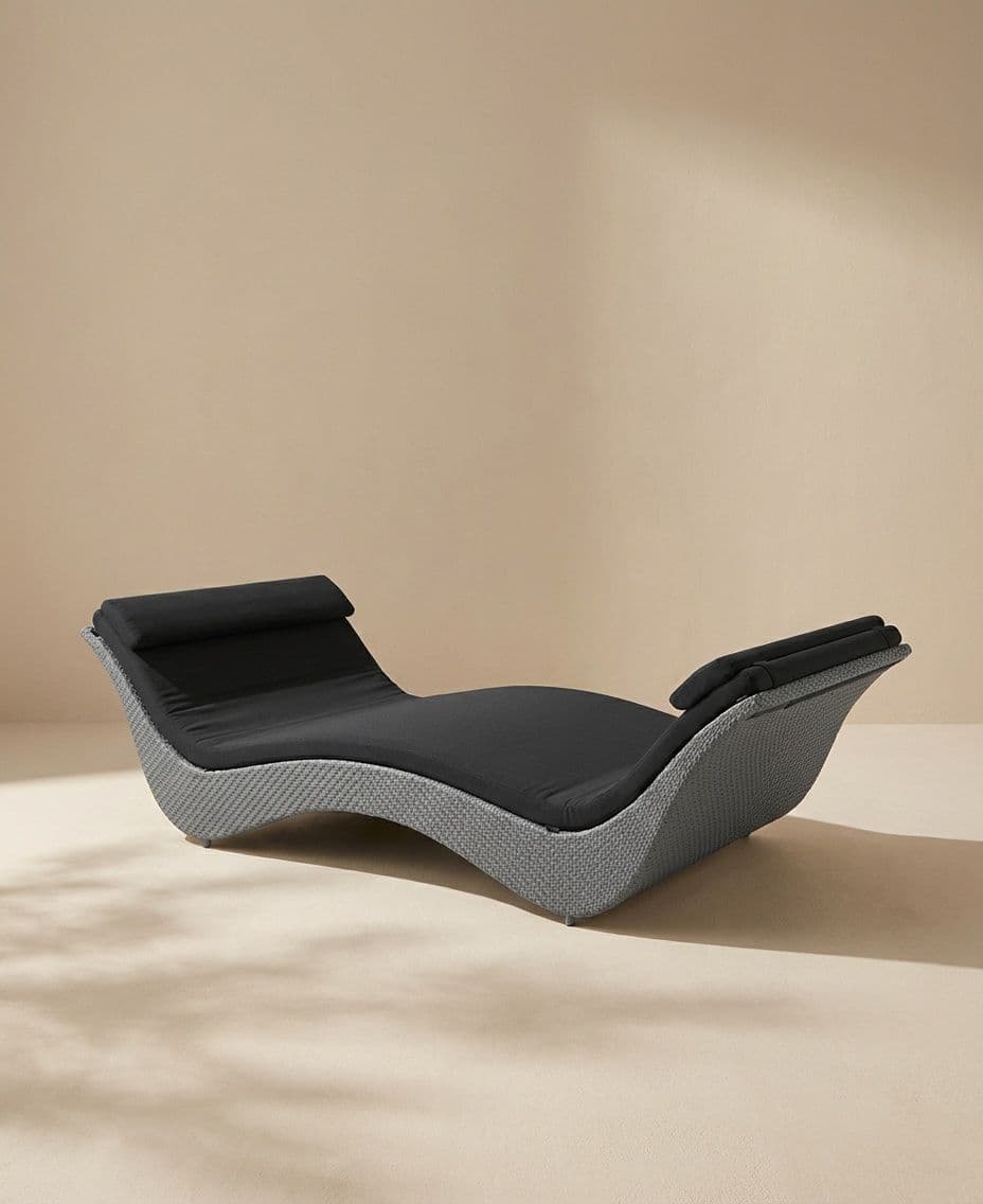 DOUBLE W-LOUNGER
