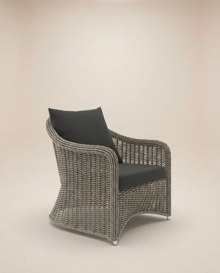 LOUNGE CHAIR